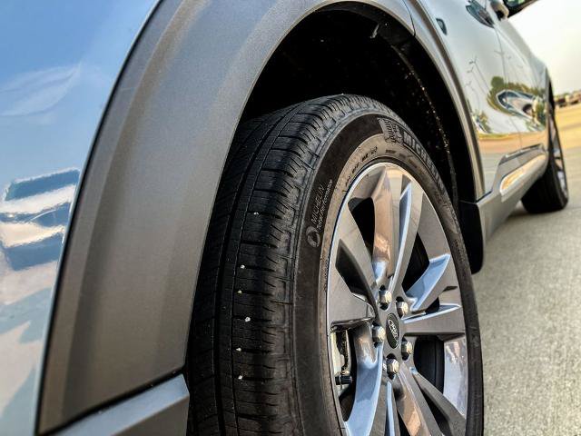 Certified 2025 Ford Explorer Active w/ Active Comfort Package AWD/4WD image 11