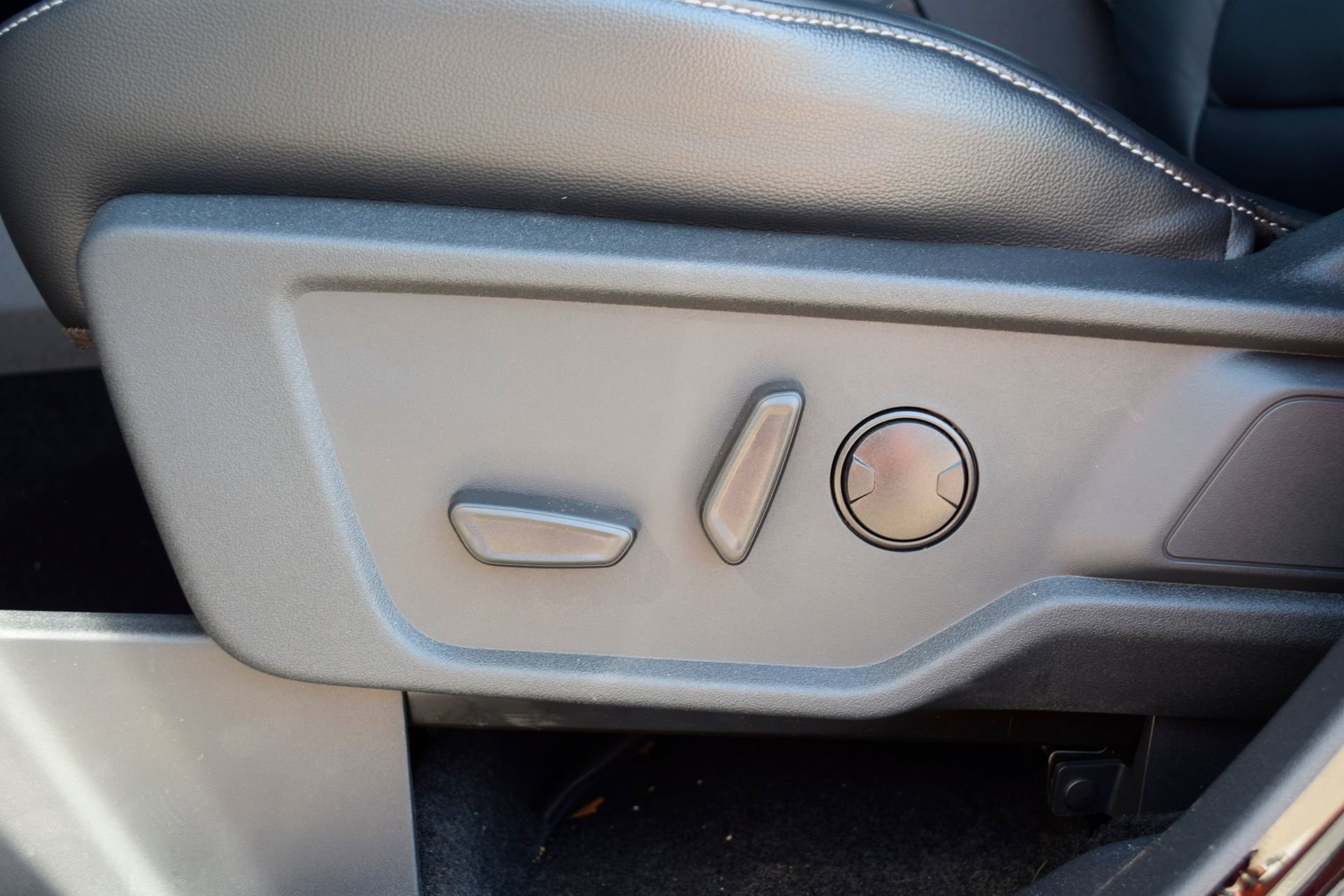 Certified 2025 Ford Bronco Outer Banks AWD/4WD image 16