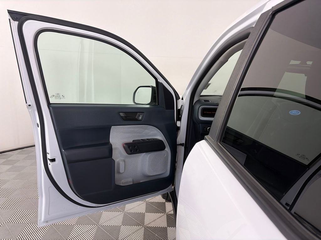 Certified 2022 Ford Maverick XLT w/ Equipment Group 300A Standard image 10