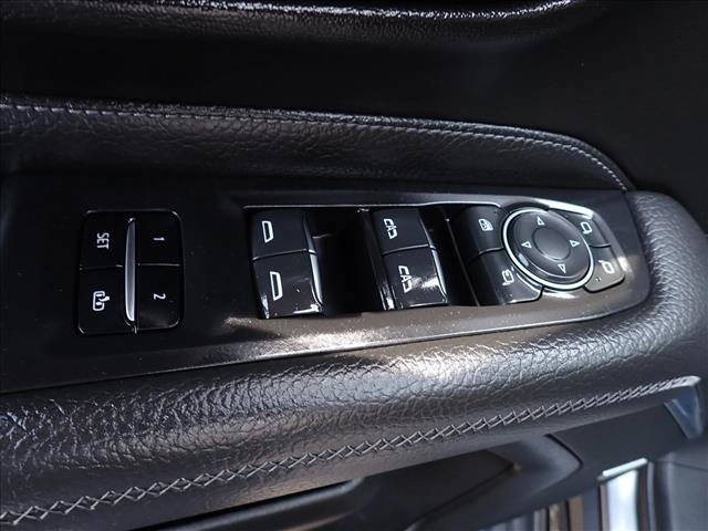 Used 2021 GMC Yukon Denali w/ Denali Premium Package AWD/4WD image 19