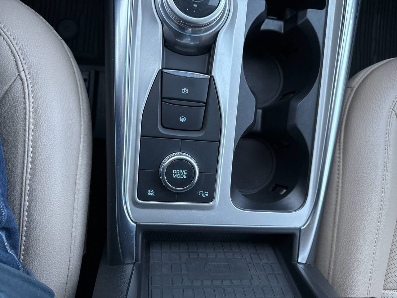 Certified 2023 Ford Explorer Limited w/ Equipment Group 301A image 34