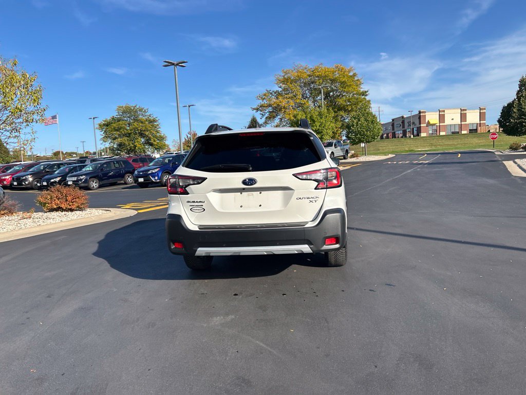 Used 2023 Subaru Outback Limited XT w/ Popular Package #2 AWD/4WD image 7