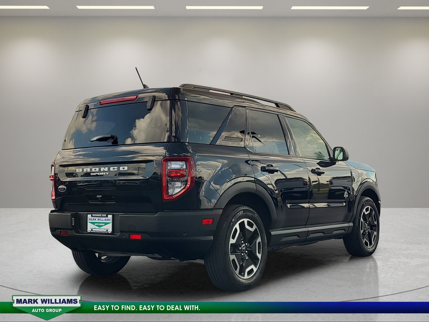 Certified 2021 Ford Bronco Sport Outer Banks AWD/4WD image 4