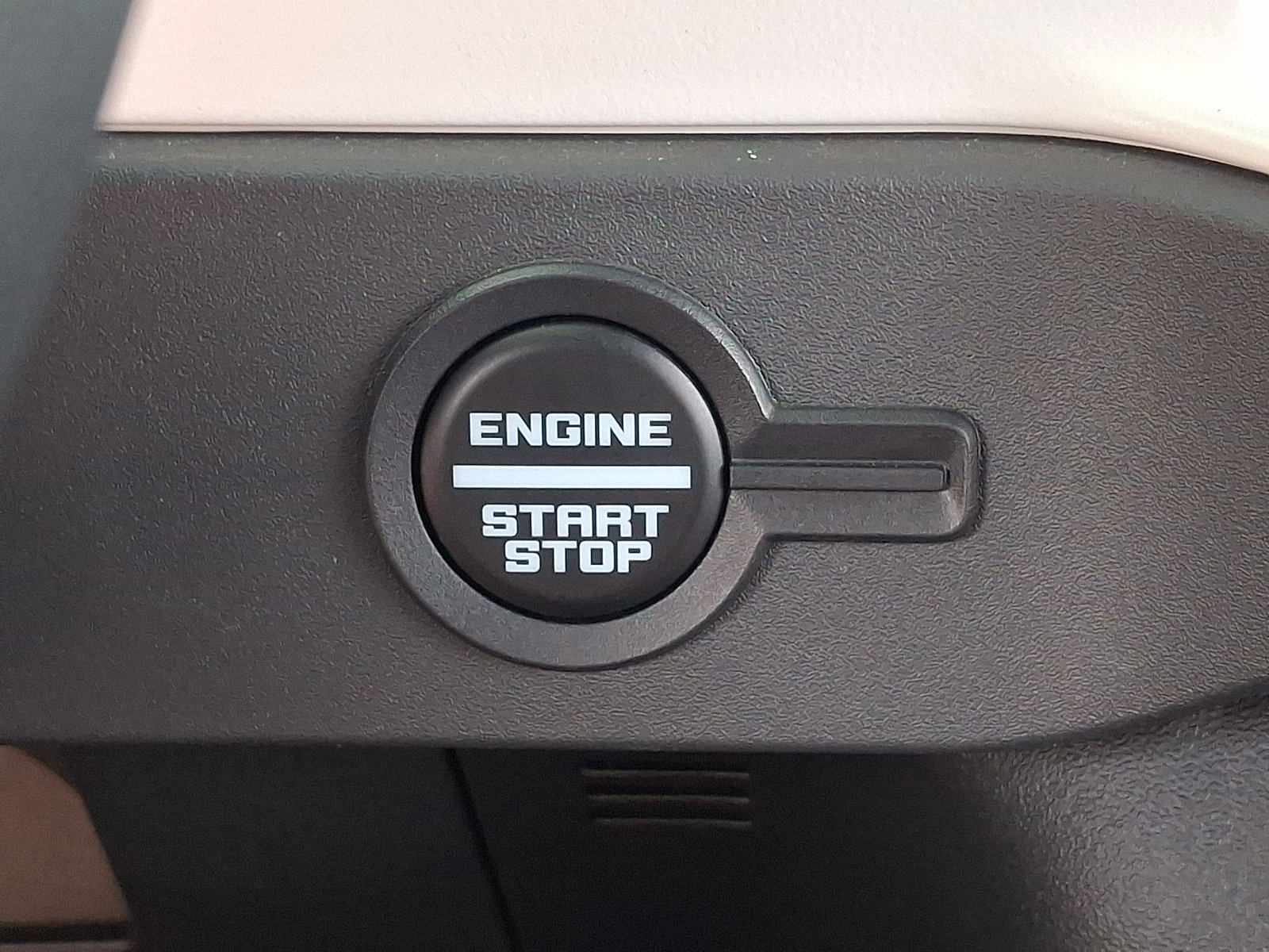 Certified 2025 Ford Bronco Stroppe Edition AWD/4WD image 28