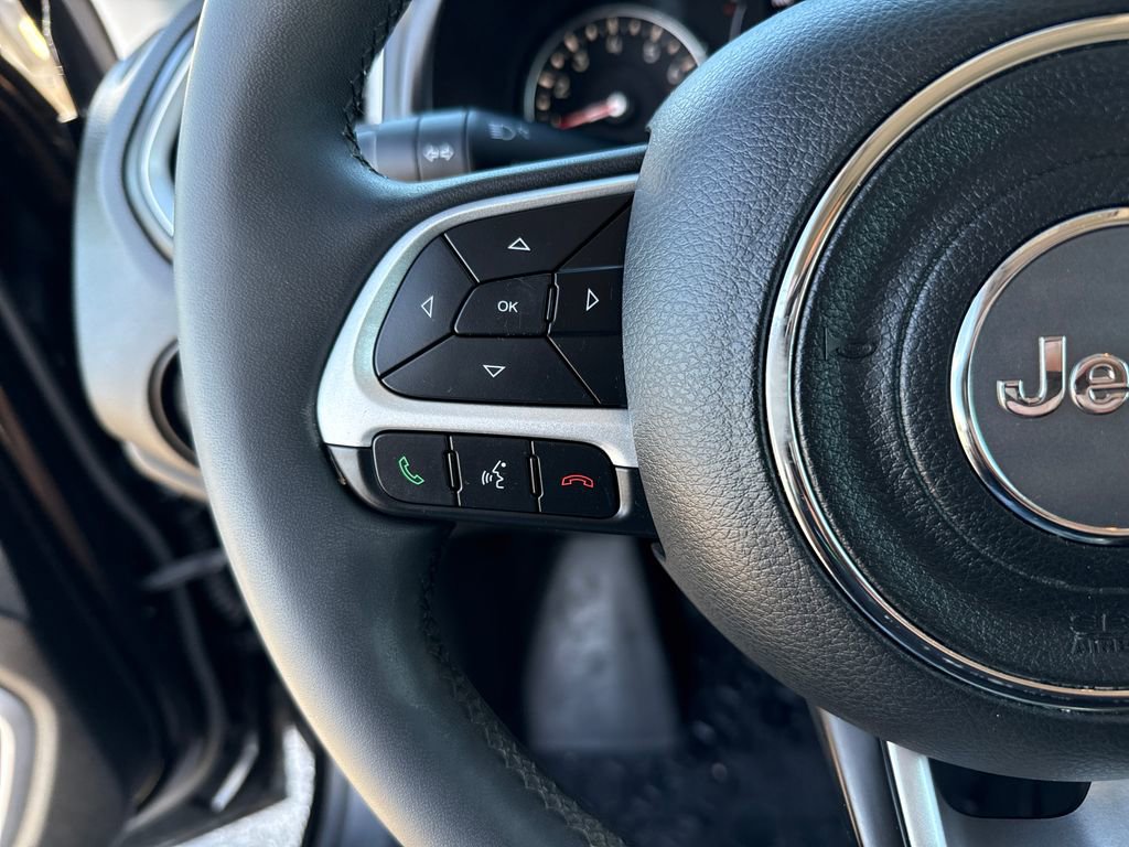 Used 2018 Jeep Renegade Latitude w/ Trailer Tow Group image 15