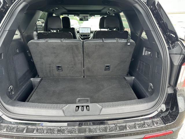Certified 2025 Ford Explorer ST AWD/4WD image 12