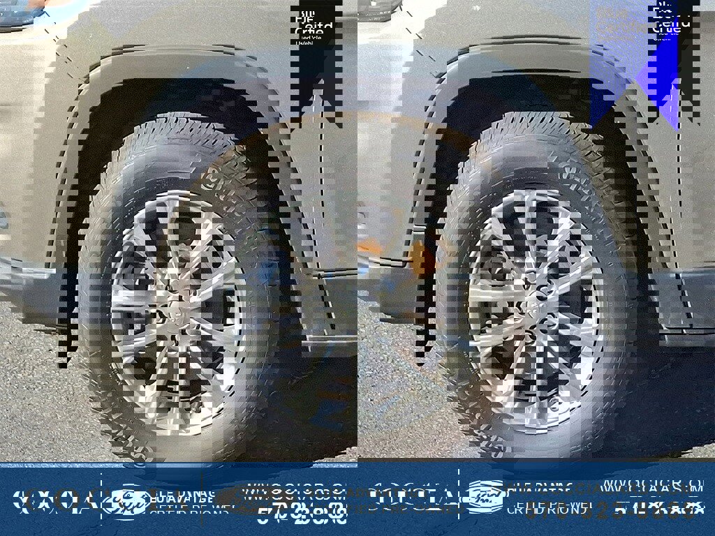 Used 2019 Jeep Cherokee Latitude Plus image 8