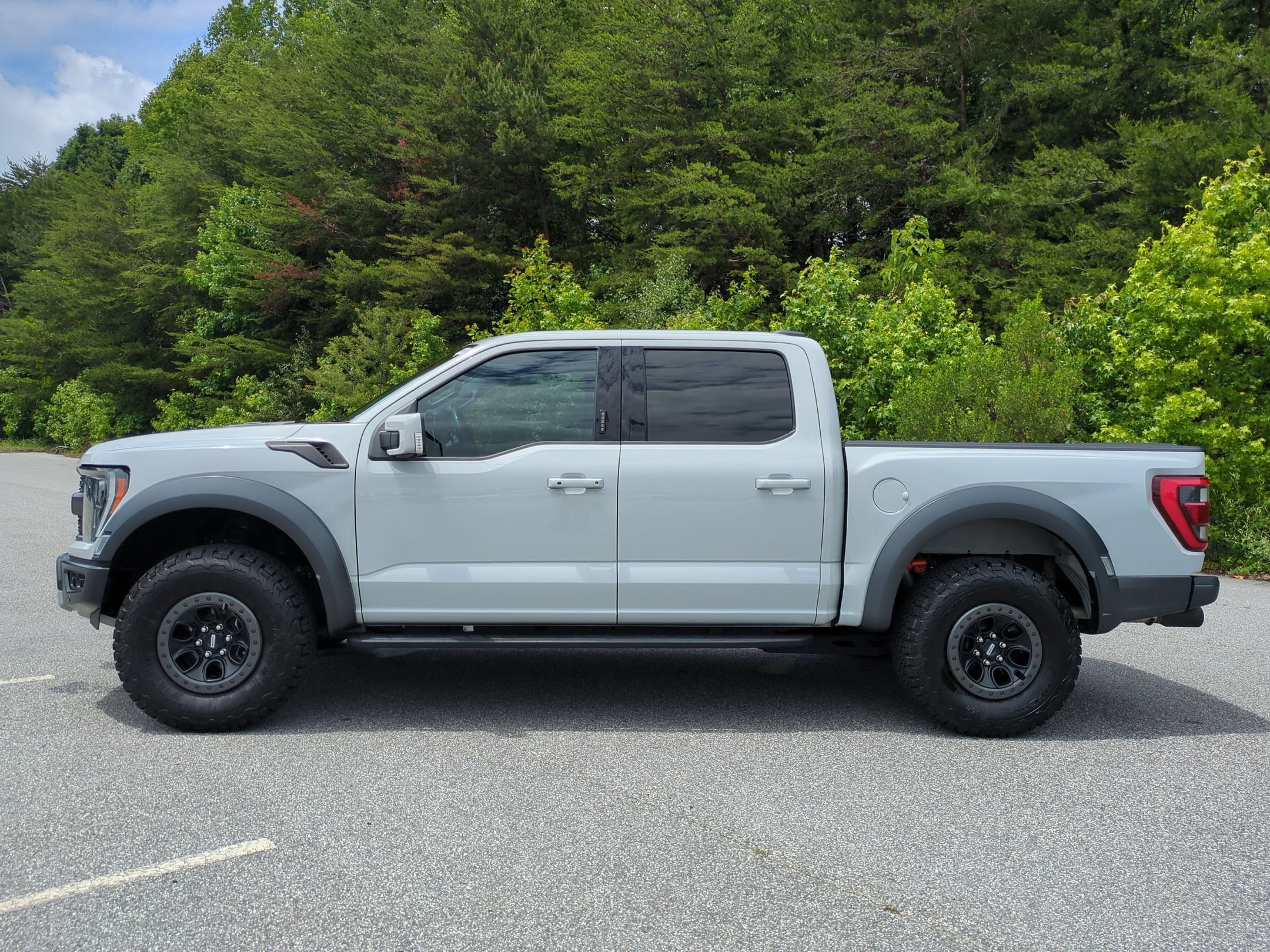 Certified 2023 Ford F150 Raptor AWD/4WD image 7