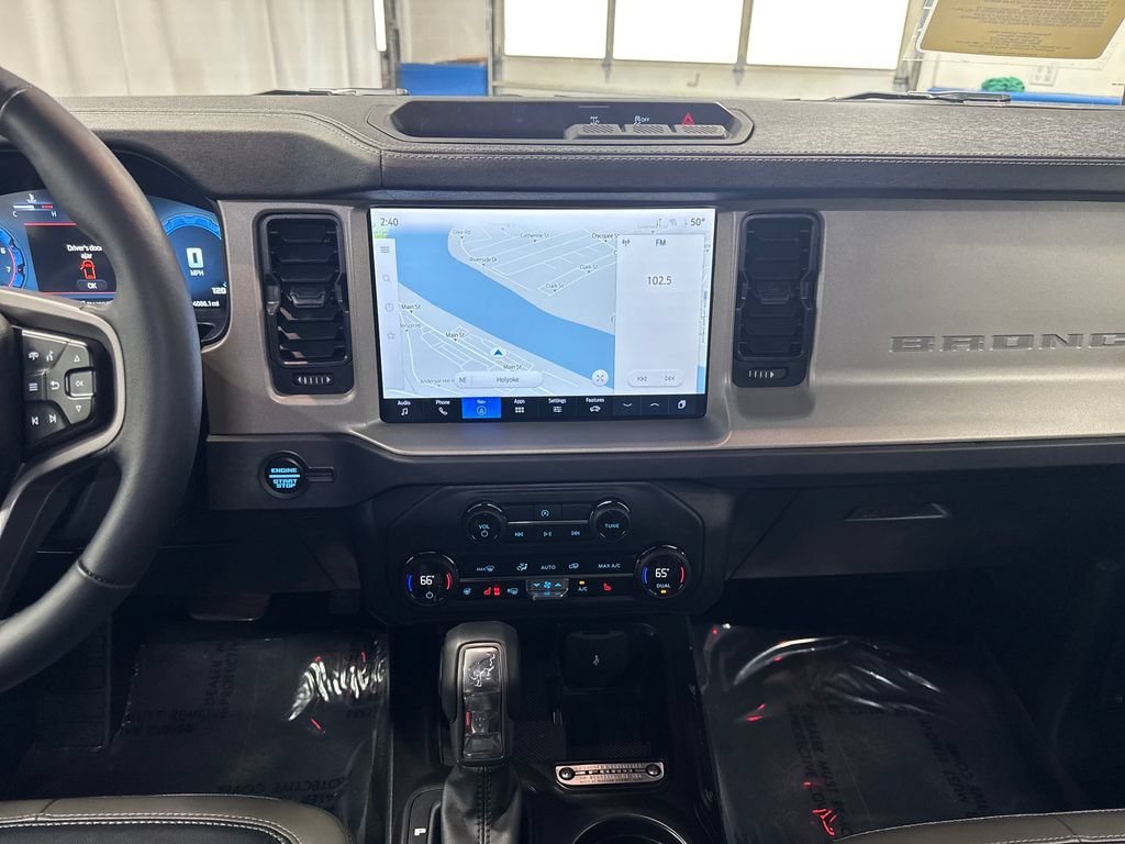 Certified 2025 Ford Bronco Outer Banks AWD/4WD image 18