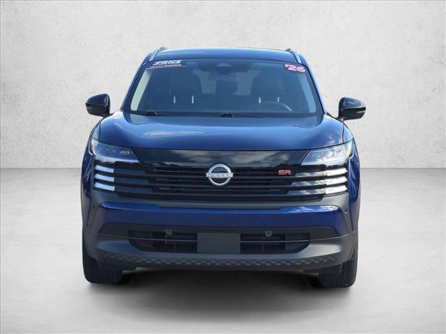 Used 2026 Nissan Kicks SR AWD/4WD image 2