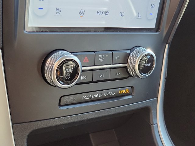 Certified 2024 Ford Edge SEL w/ Convenience Package AWD/4WD image 23