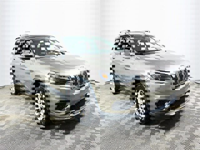 Used 2020 Jeep Cherokee Latitude image 1