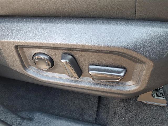 Used 2022 Toyota Tundra SR5 w/ SR5 Premium Package image 19