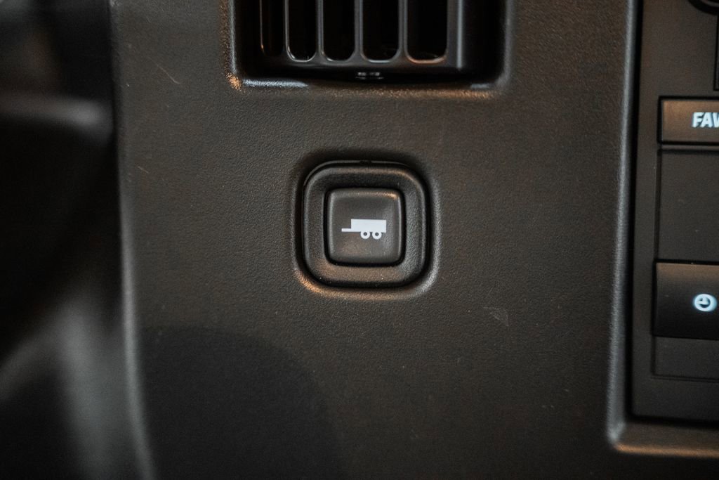 Used 2024 GMC Savana 2500 w/ Driver Convenience Package image 29