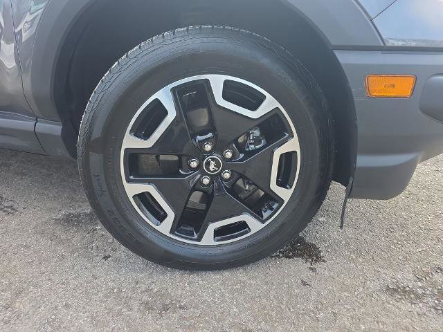 Certified 2024 Ford Bronco Sport Outer Banks w/ Tech Package image 9