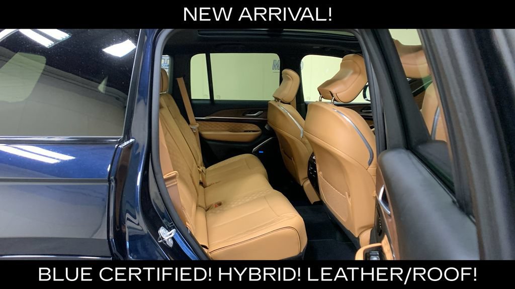 Used 2022 Jeep Grand Cherokee Summit AWD/4WD image 19