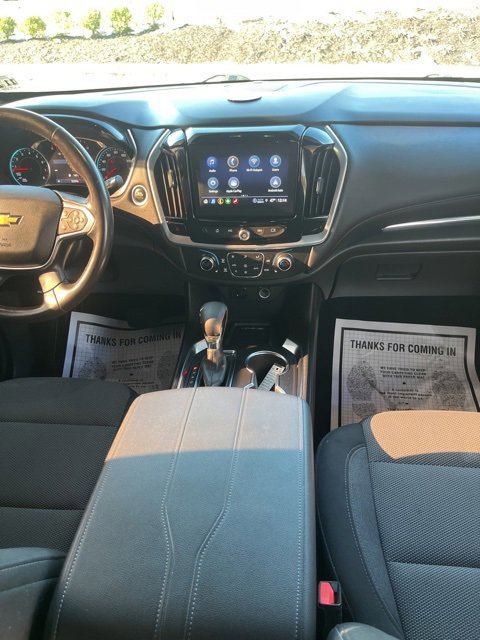 Used 2022 Chevrolet Traverse LT image 39