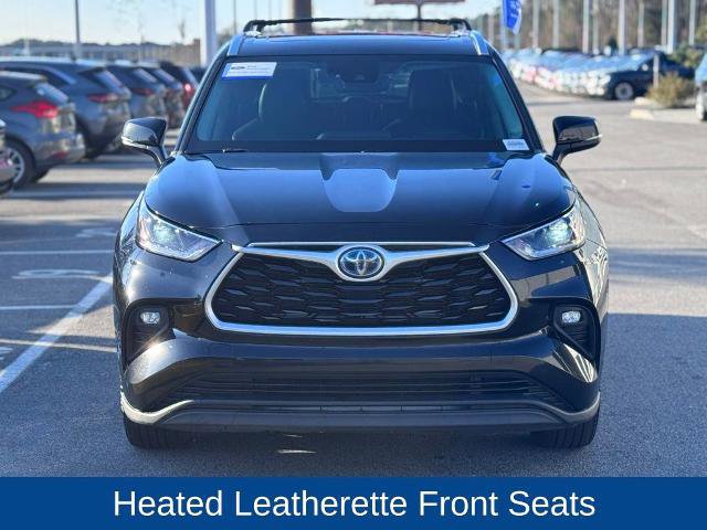Used 2021 Toyota Highlander XLE video 2