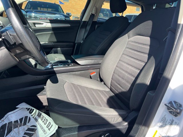 Certified 2020 Ford Fusion SE AWD/4WD image 18