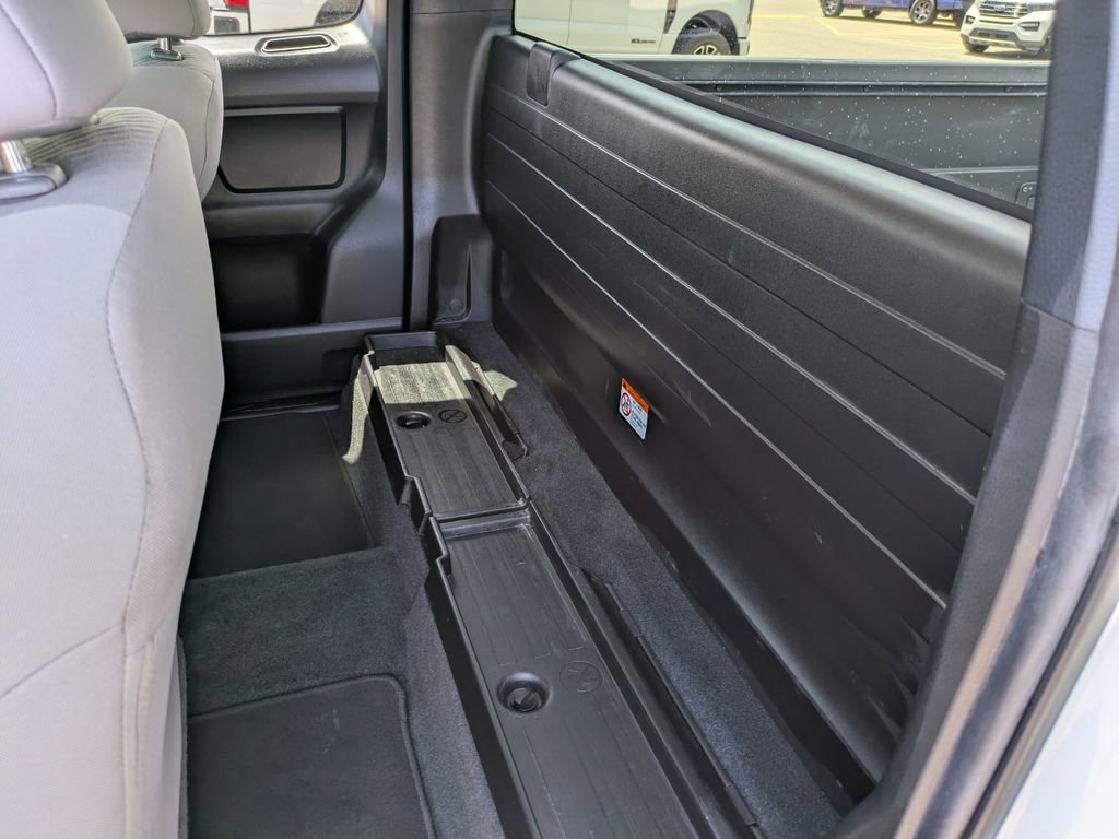 Used 2022 Toyota Tacoma SR RWD image 13