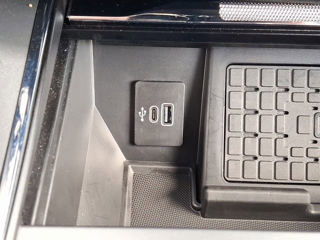 Certified 2025 Ford F150 Lightning Flash image 27