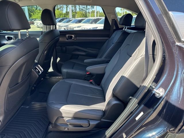Used 2024 Kia Sorento EX AWD/4WD image 18