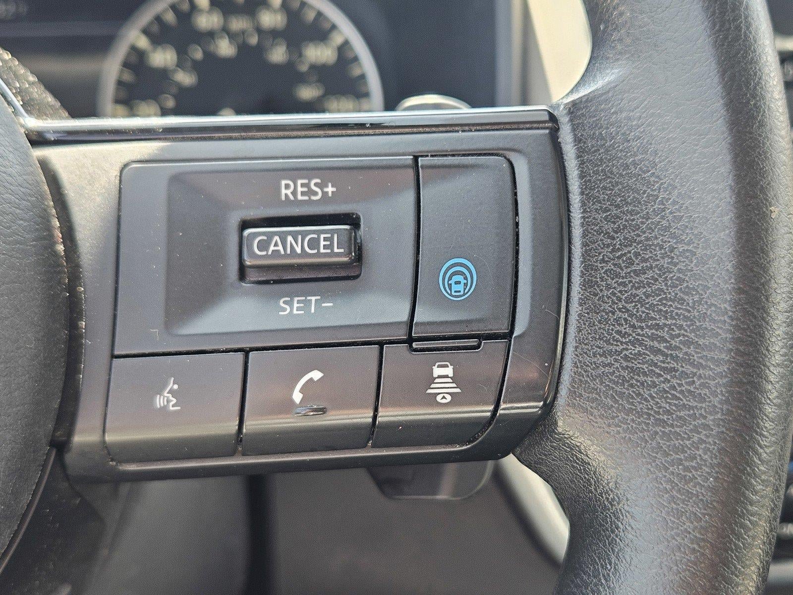 Used 2023 Nissan Rogue SV FWD image 24