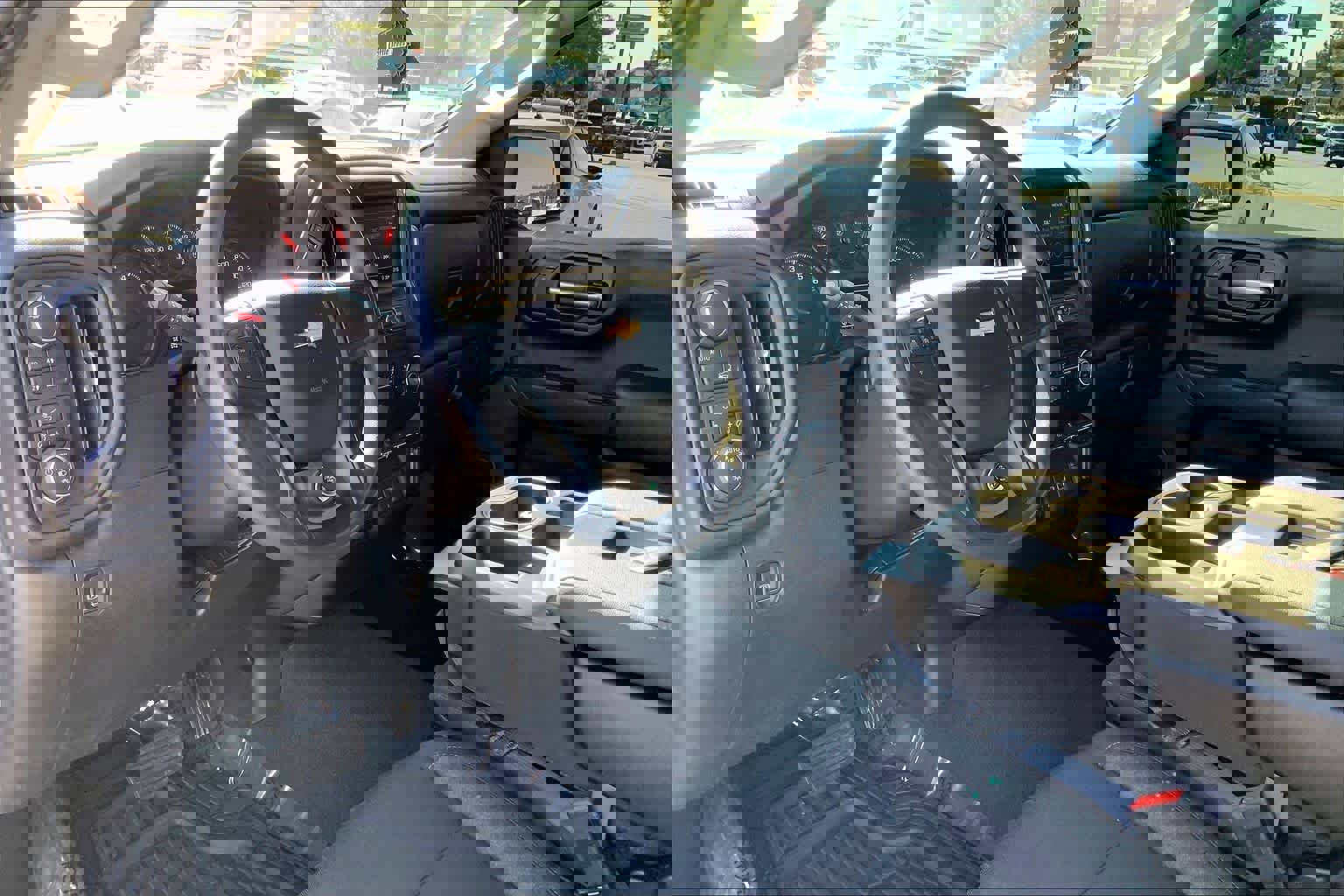 Used 2023 Chevrolet Silverado 1500 Custom image 15