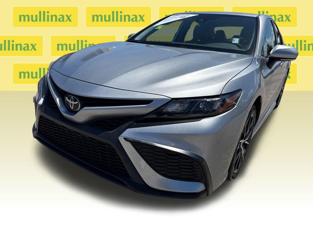Used 2022 Toyota Camry SE FWD image 10