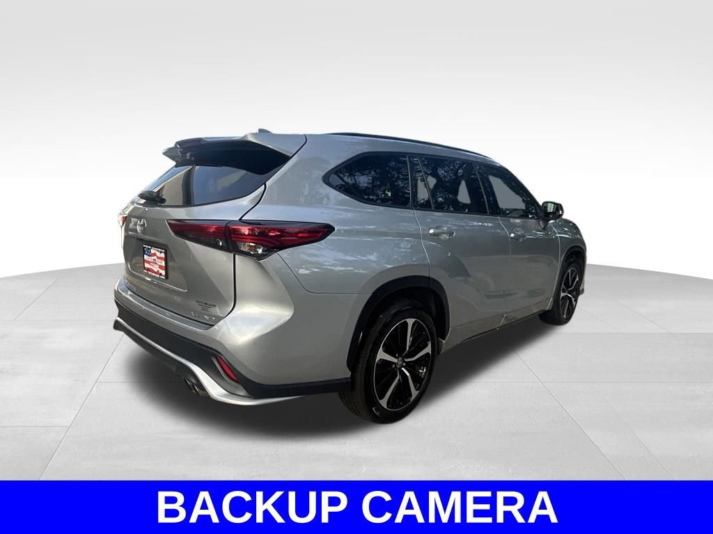 Used 2022 Toyota Highlander XSE image 5