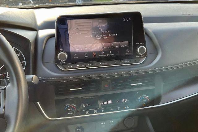Used 2025 Nissan Rogue SV FWD image 9