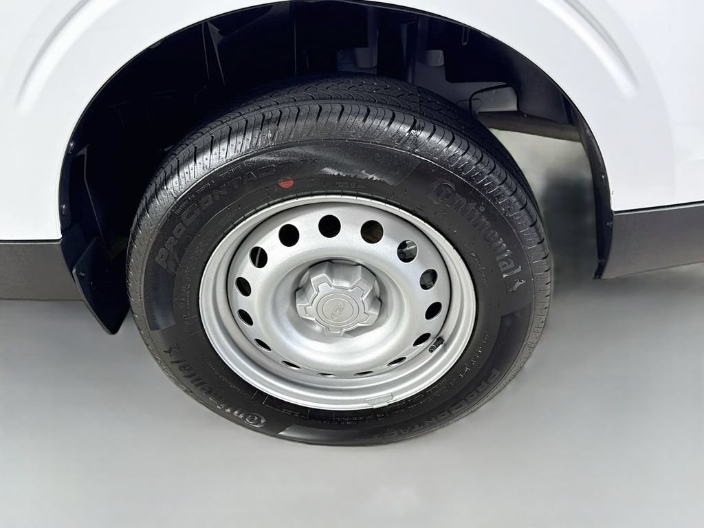 Certified 2025 Ford Maverick XL FWD image 29