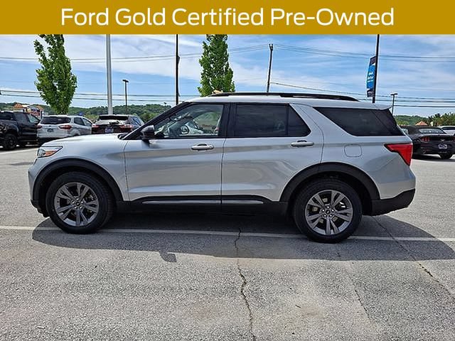 Certified 2022 Ford Explorer XLT w/ Equipment Group 202A AWD/4WD image 15