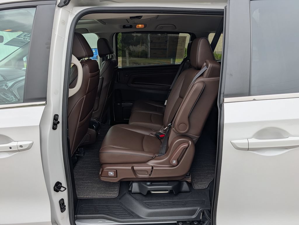 Used 2025 Honda Odyssey Touring image 24