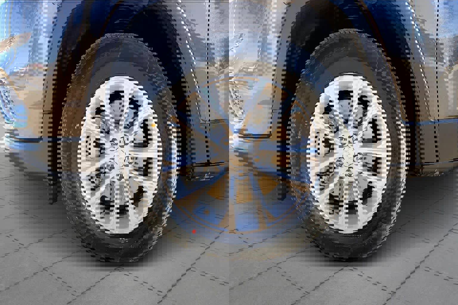 Used 2022 Jeep Cherokee Latitude Lux w/ Mopar Interior Package image 10