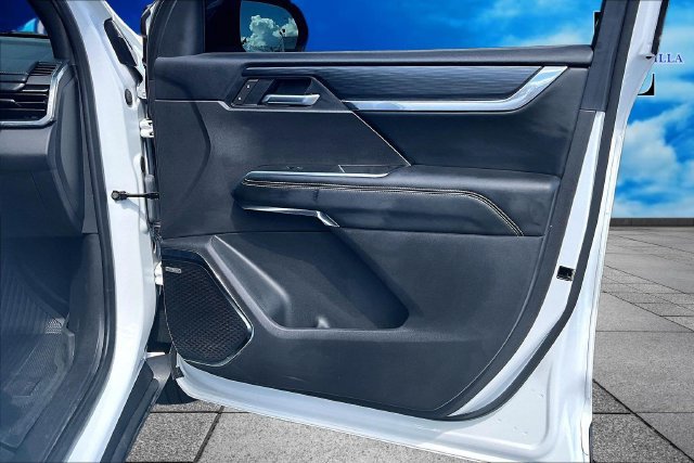 Used 2025 GMC Acadia Elevation w/ LPO, Floor Liner Package FWD image 21