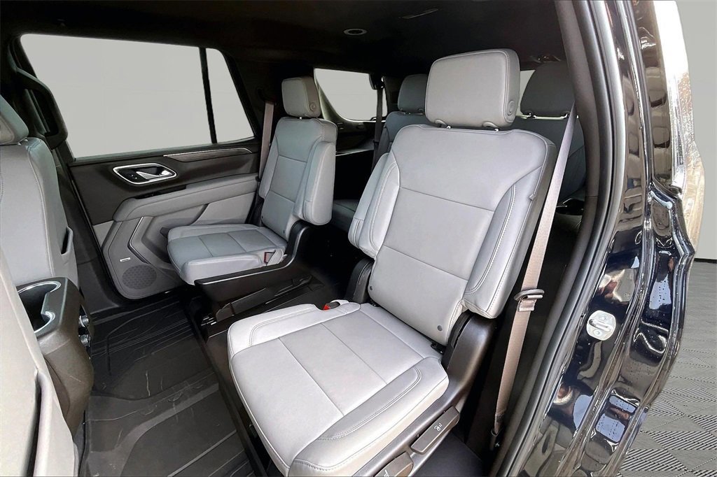 Used 2023 Chevrolet Tahoe Z71 w/ Luxury Package image 26
