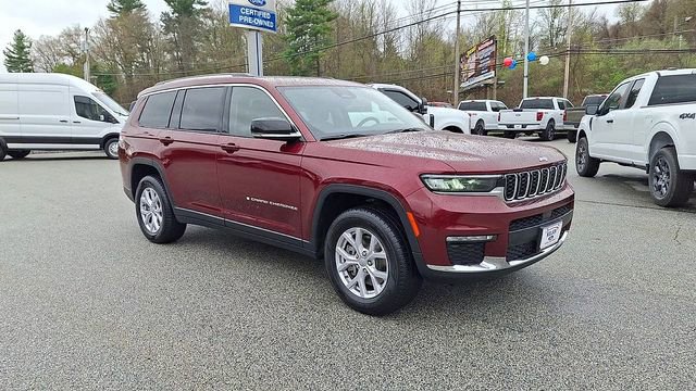 Used 2022 Jeep Grand Cherokee L Limited AWD/4WD image 2
