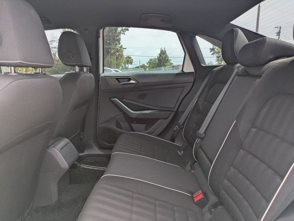 Used 2024 Volkswagen Jetta Sport FWD image 14