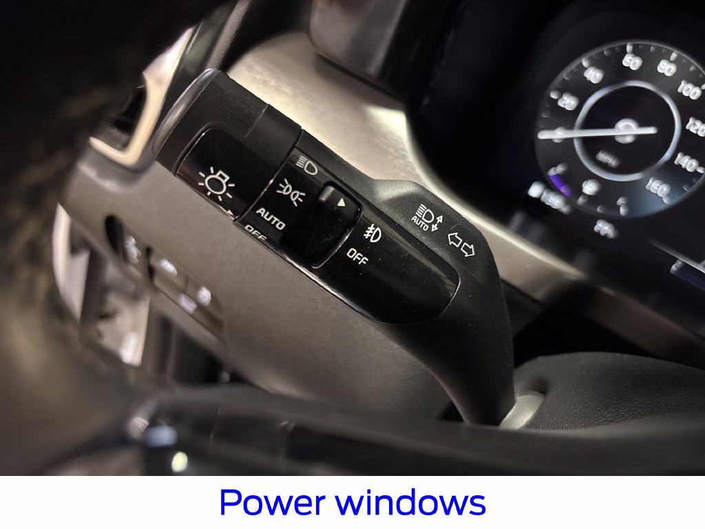 Used 2023 Kia Sorento SX AWD/4WD image 18