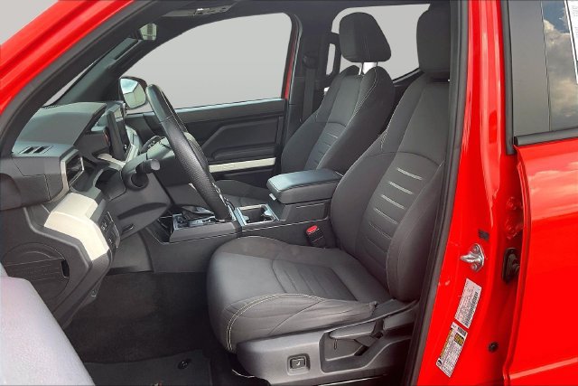 Used 2024 Toyota Tacoma TRD Off-Road AWD/4WD image 28