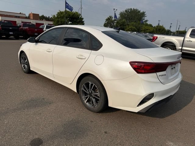 Used 2023 Kia Forte LXS w/ LXS Technology Package FWD image 7