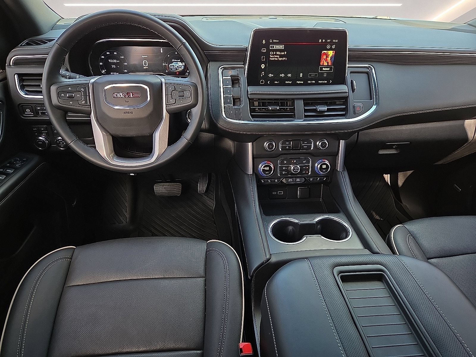 Used 2024 GMC Yukon SLT w/ SLT Luxury Package AWD/4WD image 12