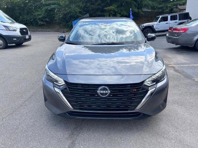 Used 2025 Nissan Sentra SR w/ SR Premium Package image 6