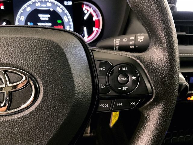 Used 2025 Toyota RAV4 LE AWD/4WD image 18