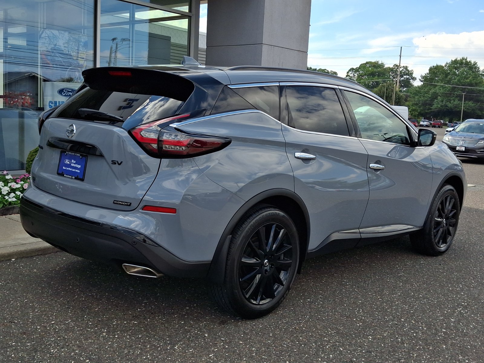 Used 2022 Nissan Murano SV w/ SV Midnight Edition Package FWD image 6