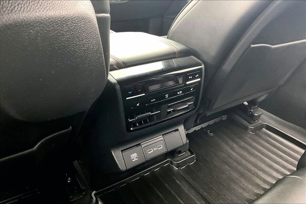 Used 2023 Acura MDX A-Spec AWD/4WD image 34
