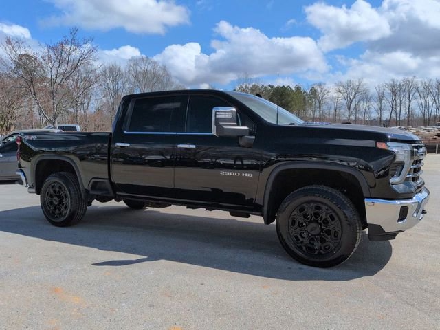 Used 2024 Chevrolet Silverado 2500 LTZ w/ LTZ Convenience Package image 7