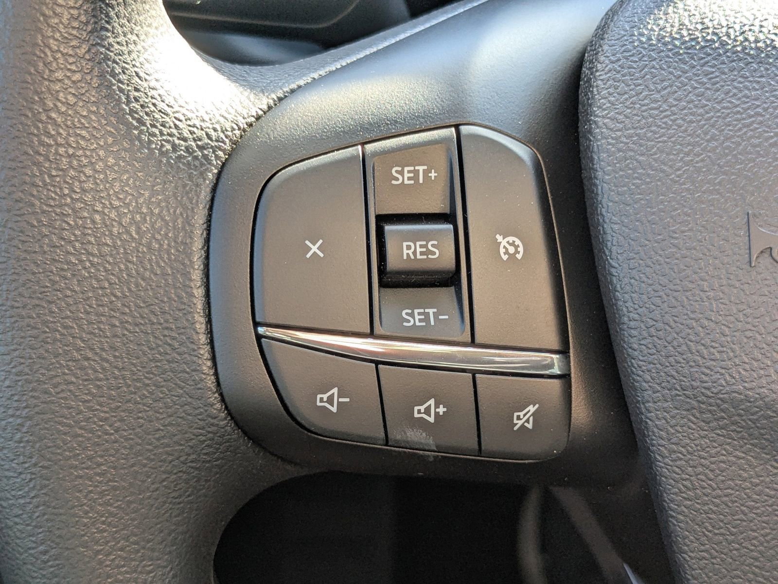 Certified 2025 Ford Maverick XL w/ Equipment Group 101A image 27