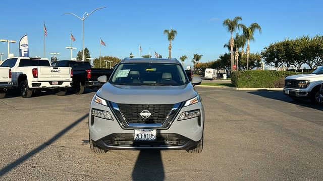 Used 2023 Nissan Rogue SL w/ SL Premium Package image 9